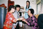 F1100027