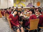 Have lunch with the whole class