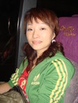 My cousin's wife just come to HK from Singapore for her long vacation.