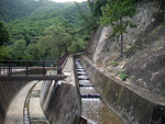 早幾日落雨，山上很多水經引水道流落黎