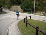 見到巴士站 , 也代表旅程終結 . . . . . .