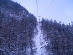 乘纜車上雪山頂峰途中
