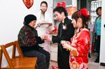 辛苦喇..咁遠黎