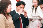 晚宴好彩有姐夫~唔係都冇人幫男家點人數