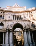 文貝托一世拱廊 
Galleria Umberto I  Napoli 03s