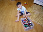 Hei Hei tidy up