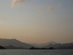 山影重重