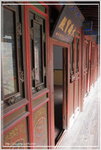 IMG_6899 寺廟內通道大多數都是只夠一人通過