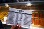 A (18) 天氣炎熱最銖就係食雪糕