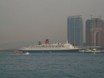 QE2 in HK