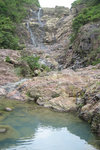 千絲瀑, with a dam transfering water to High Island Reservior.