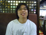 黃生, 你做乜傻笑呀? XD