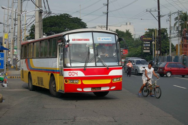 Philippine Buses -- fotop.net photo sharing network