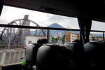 途經富士急樂園，終於第一次親眼見到富士山喇