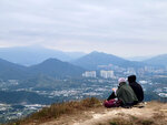 稍稍休息，欣賞香港北部群山