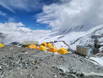 12:40pm，到達 High Camp，海拔5,800米