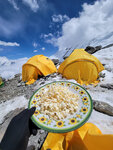 High Camp 的第一餐