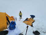 3:00pm，到達 Camp 1，海拔 5,700米