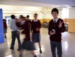 又係譚港雄 ...