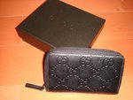 2nd Hand $650 (Org $1180) Classic Coin / Card Case