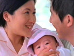 Wing_HangBaby_Born
