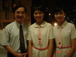 phy fishball - mr lee. plz dun leave, science classes need u!