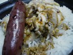 廟街:臘腸蒸雞煲仔飯
