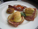 egg benedicts, very very delicious!