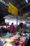 市場內的食檔