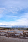 近距離等待Strokkur Geysir (史托克間歇噴泉)