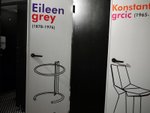 洗手間內也介紹designer chairs