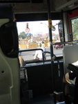 坐公車往高雄市中心