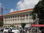 隨街都是富歐陸色彩的建築.  影完相, 準備搭船去頭頓