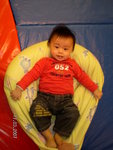 SANY0411 - Melvin 坐豆袋