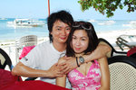 5. Alona Kew White Beach - 沙灘上的餐廳