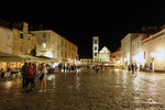 St Stephen's Square at night