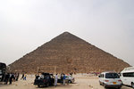 Even with a 12mm lens, and even that I have stood behind the cars, I still couldn't get a complete view of the Great Pyramid.