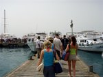 After half and hour of waiting outside, we were finaly allowed to board the boat!