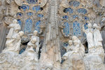 Angels also came to praise the birth of Christ, Navity Facade, Sagrada Familia
