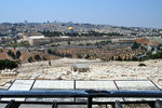 The sign showed the areas of interests in Jerusalem. I guessed you would need a pair of binoculars for that... right in front was the Jewish cemetery in the valley of Kidron (Jehoshaphat), where they believed the Last Judgement will take place, well, on the Judgement Day.