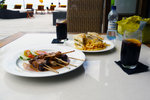 The 6th day lunch we were back at the Kuredhi bar - Satay + club sandwich + 2 coke (USD 50)