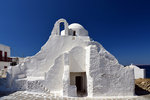 Yet another one... This seems to be the landmark church of Mykonos Town..