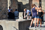 There are drinking fountains like this in Pompeii