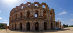The amphitheatre was modelled on the Coliseum of Rome without being an exact copy of the Flavian construction.