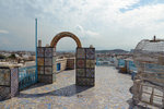 The roof was nicely designed with some arches in tiles and mosaics, these kind of roofs seems quite common in Tunisia