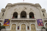 We passed by Thé&#226;tre municipal de Tunis, an example of the Art Noveau architecture in Tunis.