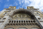 The exterior melded a combination of melds Gothic, Byzantine and Moorish elements.