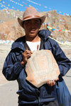 Tibetian vender at Namtso