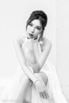 1027 Belle 315 bw