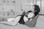4028 Memi 277 bw
